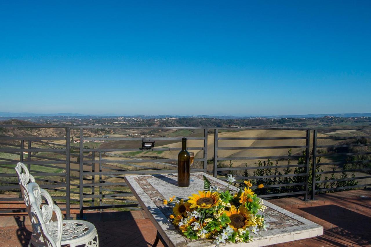 Il Poggetto Di Casciana Villa Parlascio Exteriör bild